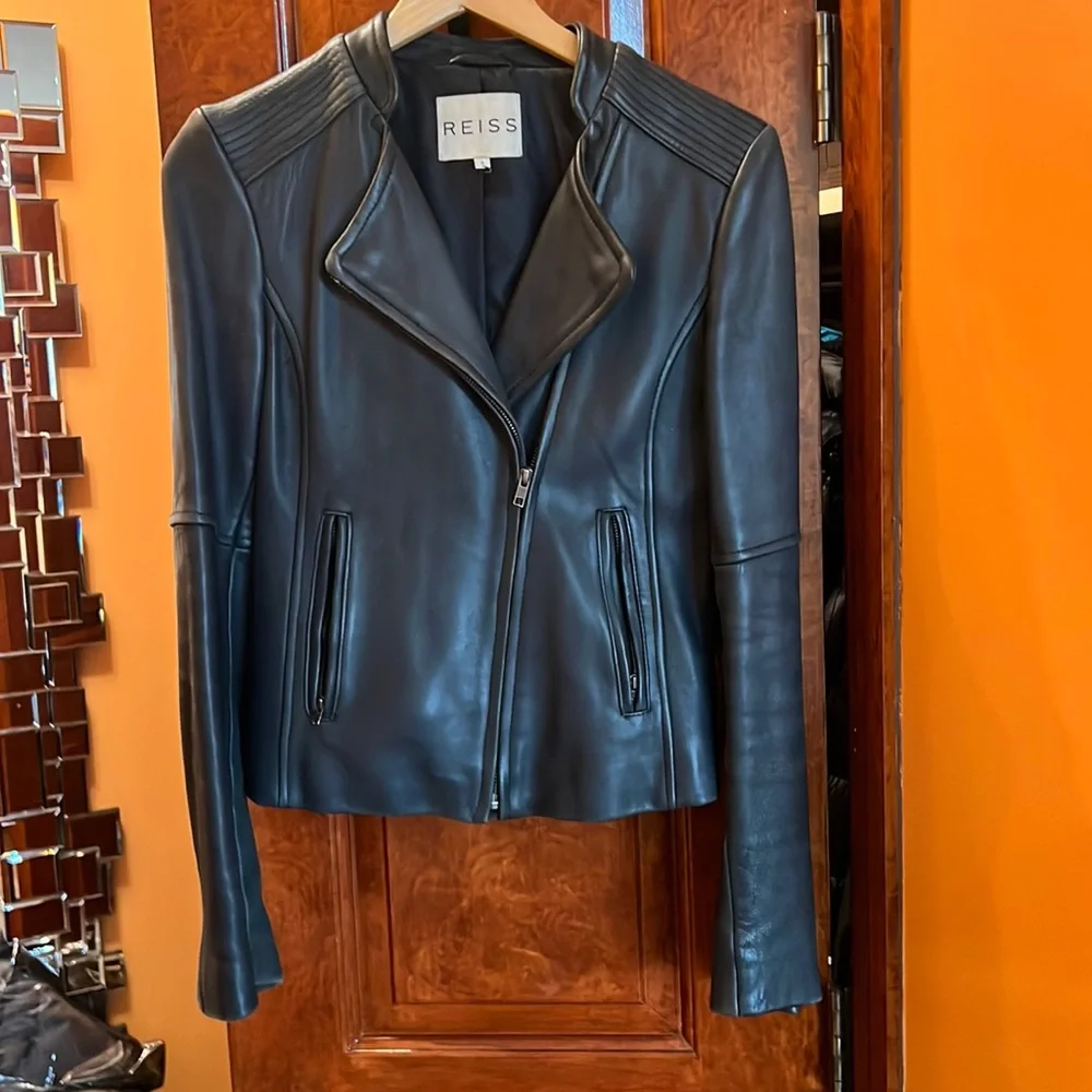 Real leather jacket - Picture 1 of 8